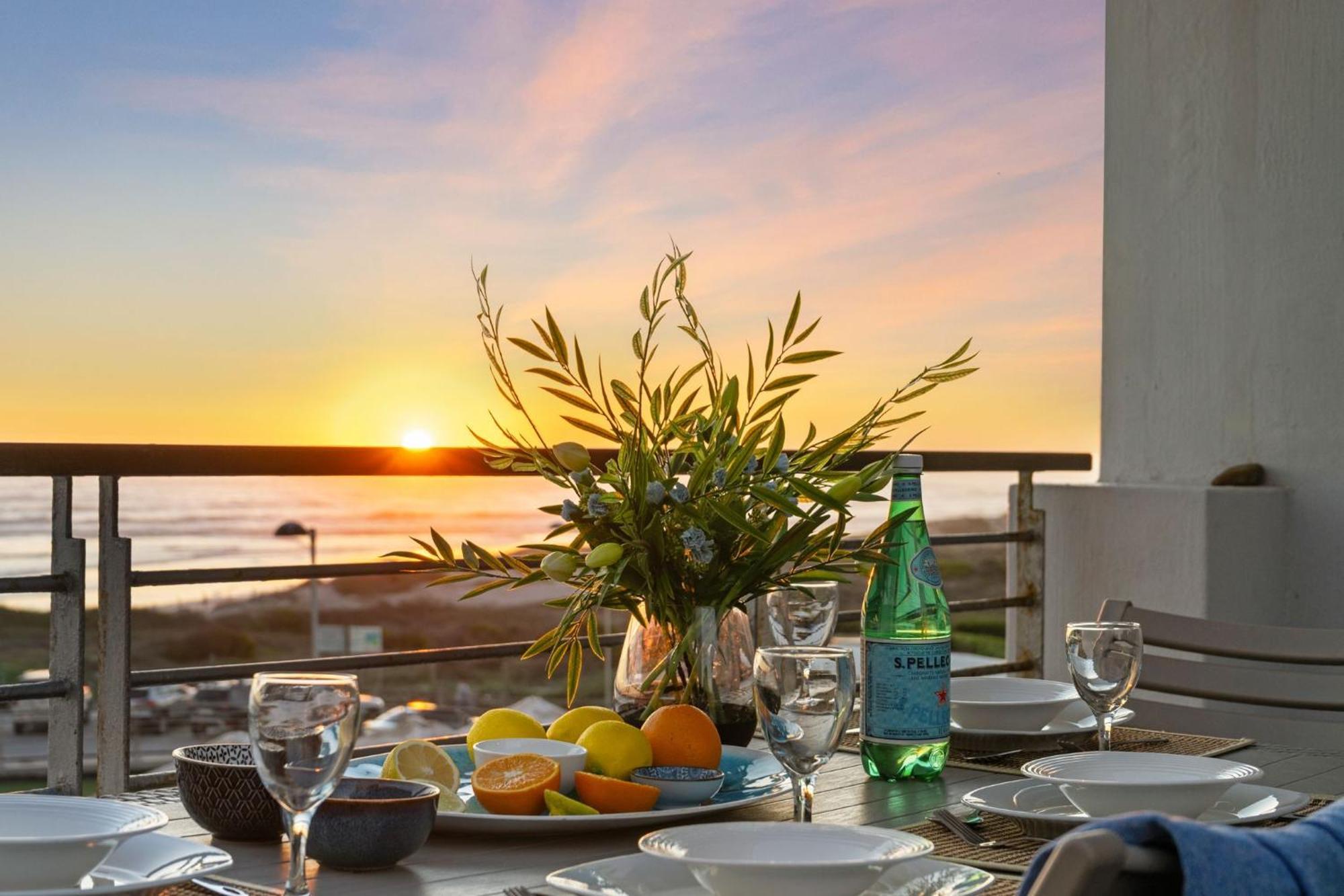 Eden On The Bay 167 By Hostagents Apartment Bloubergstrand Exterior photo